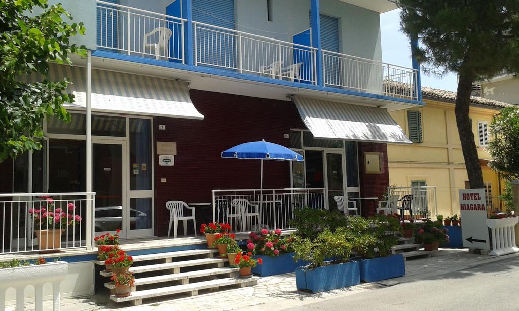 Hotel Niagara 마로타 외부 사진
